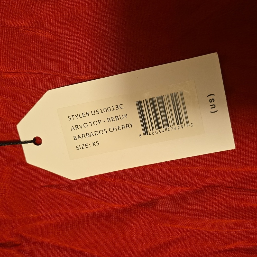 UNIVERSAL STANDARD Red Top - Picture 2 of 4